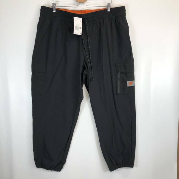 Nike ナイキ Women Black ユーティリティウーブンカーゴパンツ ナイロン Utility Woven Cargo Pants (DX2322-010) 2XLサイズ