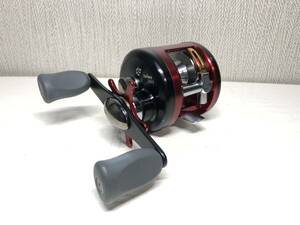 DAIWA Millionaire ダイワ ミリオネア SW 203 ハンドル 右 釣り具 釣り ベイトリール 海釣り 赤 レッド ※注有