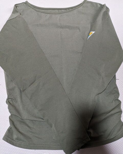 長袖 ラッシュガード AQA