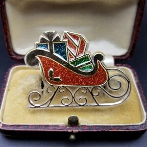 1985年 Hallmark社製 サンタクロースのソリ ヴィンテージ ブローチ クリスマスモチーフ 色とりどり X'mas Holiday Brooch YDO9