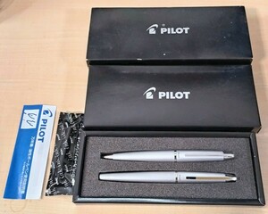 新品未使用保管品 PILOT パイロット 万年筆 ボールペン セット SUPER QUALITY F 箱 カートリッジインク 説明書付