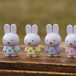 新品 miffy ミッフィー テトラフィビッツ 12個セット 花柄 全12種 コンプリート マスコット フィギュア 全12色 可愛い 身長約4.5cm 置物の画像6