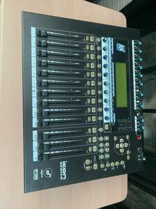 ALLEN＆HEATH icon SERIES DP1000 digital POWERED MIXER パワードミキサー