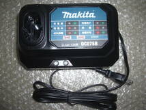 makita ★ 充電式ペンインパクトドライバケース ★ 充電器付（未使用品）LI-ion 7.2V用 DC07SB ★_画像5