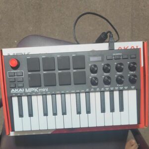 AKAI Pro MPK mini MK3 J USB 25鍵 MIDI キーボードコントローラー AP-CON-052 AKAI