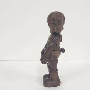 KAWS Stormtrooper Companion WOOD 400%の画像2