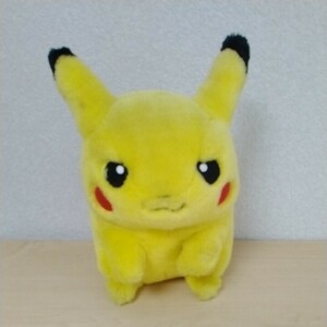 2001年マクドナルド　ポケモン　ピカチュウぬいぐるみ　レトロ