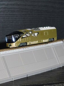カトー E001形 TRAIN SUITE 四季島 4両基本セット 10-1889