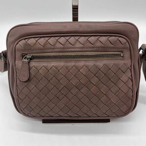 美品 BOTTEGA VENETA ショルダーバッグ ボッテガヴェネタ イントレチャート 編み込み レザー 革 ボディー ウエストポーチ ブラウン系 男女の画像2