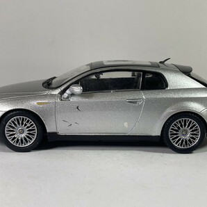 アルファロメオ アルファブレラ Alfa Romeo Alfa Brera 1/43 - モトラマ Motoramaの画像4