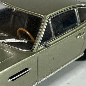 [ジャンク] アストンマーチン Aston Martin DBS 1/43 - ミニチャンプス Minichampsの画像2