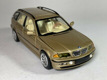 [改] BMW 318i Touring 1/43 - ミニチャンプス Minichamps_画像7