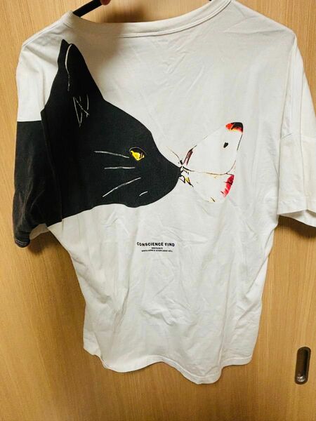 Tシャツ ホワイト グラニフ 白 半袖 猫ちゃん バックプリント