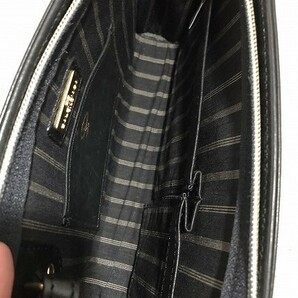 C24★未使用 BALENCIAGA バレンシアガ クラッチバッグ セカンドバッグ BB ロゴ型押し/裏地ストライプ/革 レザー/黒 ブラックの画像2