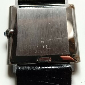 コルム(CORUM) スクエア 手巻メンズ腕時計 REF57155 モザイク文字盤(一部腐食有) 色石竜頭 薄型ケース 1980年頃 昭和レトロ 要メンテ品の画像5