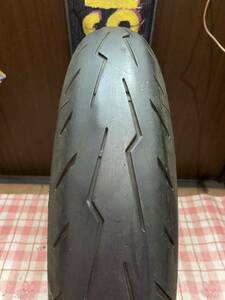 中古MCタイヤ 2021年製造 PIRELLI DIABLO ROSSOⅣ 120/70ZR17 ピレリ ディアブロ ロッソ4 120 70 17 3521 M3089