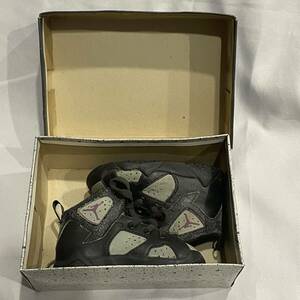  новый товар не использовался товар неиспользуемый товар оригинал NIKE Nike BABY JORDAN 7 baby Jordan с коробкой 11cm спортивные туфли 