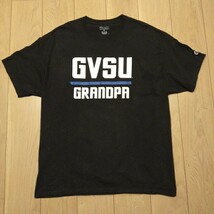 USA古着卸 XLサイズ Champion チャンピオン GVSU GRANDPA プリント Tシャツ _画像1