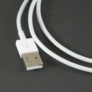 Apple 純正 Lightning USBケーブル 1.0m USED美品 アップル ライトニングケーブル iPhone iPod 完動品 中古 X0665の画像3