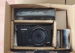 14689【未使用・長期保管品】カシオ EXILIM EX-100PRO　ブラック　付属品完品　デジカメ　デジタルカメラ　簡易梱包で発送
