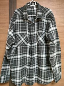 ユニクロ　大きいサイズ　ネルシャツ　綿　秋冬　４ＸＬ チェック 長袖