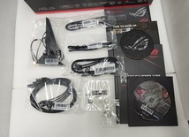 ASUS マザーボード ROG Crosshair VIII Formula X570 AM4 5GbitLAN Wi-Fi6+BT5 ATX 【動作OK・美品・未使用品に近い】_画像7