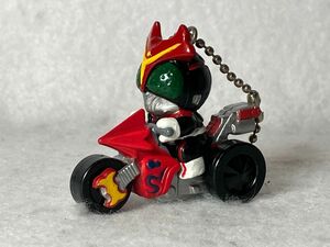 仮面ライダーストロンガー　カブトロー　フィギュア　キーホルダー 当時物