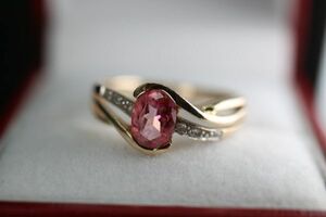 絶品 英国 イギリス ゴールド リング 指輪 9ct 天然 トパーズ ダイアモンド ビンテージ 純金 純金率 375 宝石 ジュエリー 鑑定書 J96