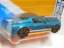 HOT WHEELS / 10 フォード シェルビー GT-500 スーパースネーク (2011 NEW MODELS/赤)+(2012 #95/青緑) 開封用２台セット_画像8