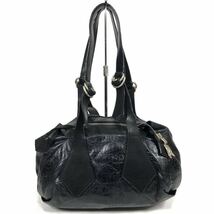 【ヴィヴィアンウエストウッド】本物 Vivienne Westwood ハンドバッグ 黒 オーブ金具 ショルダーバッグ 本革 レザー レディース 保存袋付き_画像2