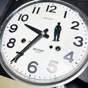 ■古いセイコー SEIKO 角時計 柱時計掛時計ゼンマイ式時計機械式時計手巻き 振り子時計 ドーム風防 時打ち半打ち デイデイトの画像4