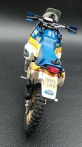 タミヤ ホンダ NXR 750 (パリ ダカール) 1/12_画像4