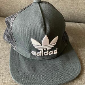 adidas アディダス 帽子　57〜60