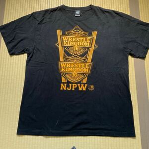 新日本プロレス Tシャツ WRESTLE KINGDOM 16 オフィシャルTシャツ NEW JAPAN PRO-WRESTLING 50th ANNIVERSARY レッスルキングダム16