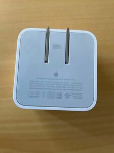 Apple純正品 35WデュアルUSB-Cポートコンパクト電源アダプタ