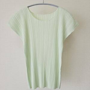 301☆美品 PLEATS PLEASE ISSEY MIYAKE プリーツプリーズ 半袖 カットソー ブラウス アップルグリーン 3