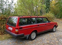 1/43 ボルボ レッド 赤 IXO Volvo 240 Polar red 1989 1:43 新品 梱包サイズ60_画像3