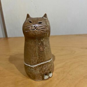 猫　香炉