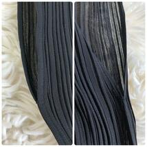 【極美品】 希少！ プリーツプリーズ イッセイミヤケ マキシ丈ワンピース ロングドレス 黒 ISSEY MIYAKE PLEATS PLEASE ライン柄_画像8