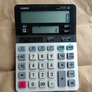 美品★CASIO カシオ DV-220W 電卓 12ケタ ★370円発送の画像1