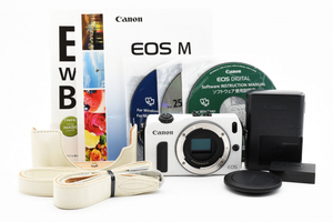 [極上美品] Canon EOS M 18.0MP Mirrorless Digital Camera Body White ミラーレス一眼 / 付属品あり #2116825