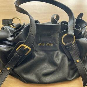 ☆300 miumiu サイドリボン トートバッグ 巾着 ブラック 型崩れ 金具汚れ 匂いありの画像4