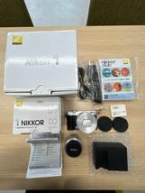 ☆273 Nikon ニコン 1 J5モデル ズームレンズキット NIKKOR VR10-30mm f/3.5-5.6 PD-ZOOM シルバー_画像1