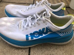 HOKA カーボンX 28cm adidas レザー キッズスニーカー STREETCHECK