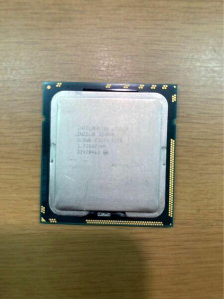 Intel CPU Xeon LC3528 動作未確認