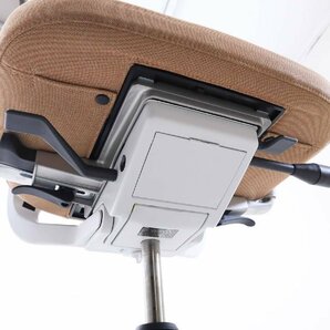 vitra. ヴィトラ【ID Air】ID Chair Concept IDチェア デスクチェア 肘付き 布張り ブラウン系 アントニオ・チッテリオ IDエア★803h08の画像6