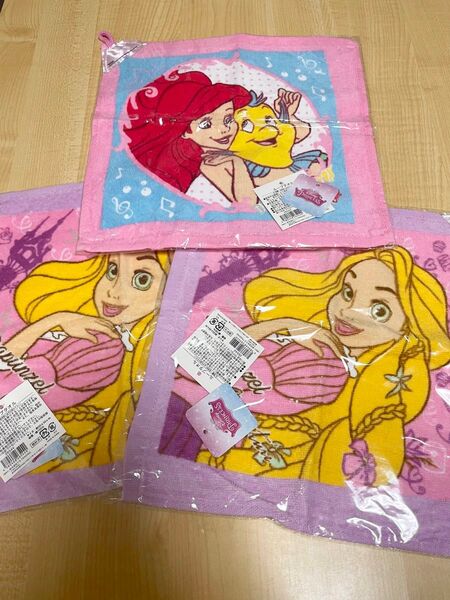 ディズニープリンセス ループタオル3枚セット