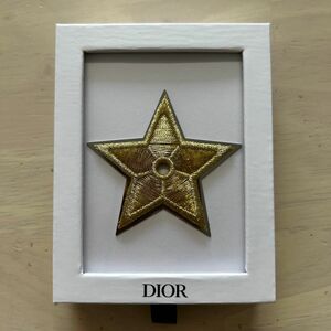 ディオール ピンバッジ スター ゴールド ノベルティ Dior