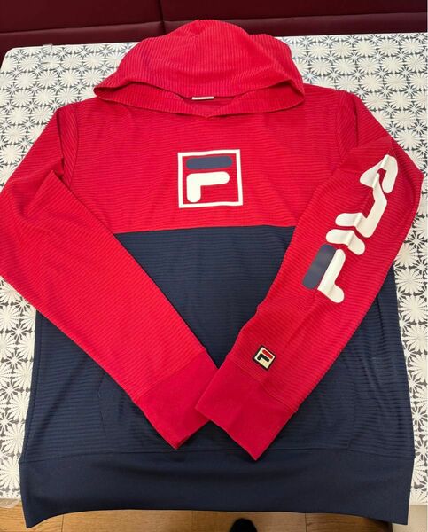 新品未使用　フィラ　パーカー　メンズ　テニス　ＦＩＬＡ