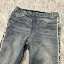 LL ＊ 履き心地抜群 '人気モデル' Calvin Klein Jeans カルバンクライン ジーンズ JEGGING ストレッチ素材 スキニー デニムパンツ size14_画像3